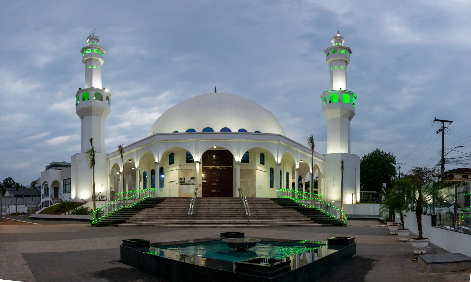 Mesquita Omar Ibn Al-Khattab em Foz do Iguacu